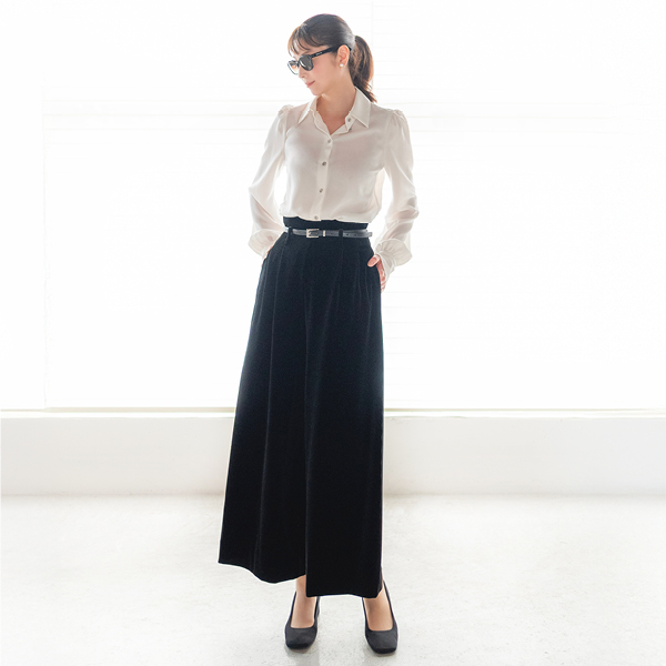 ELEGANT FLARE VELOUR PANTS