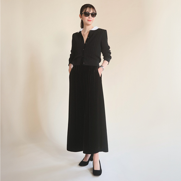 ELEGANT FLARE VELOUR PANTS