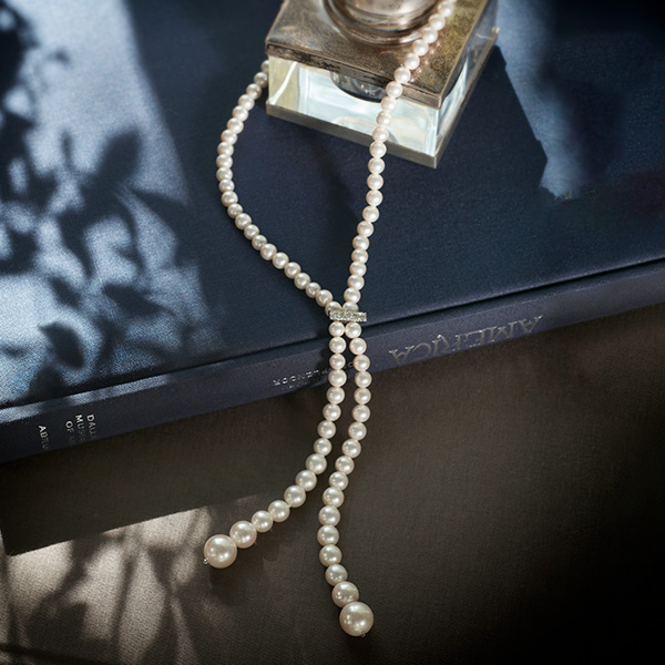 Necklace "Pearl Tie"