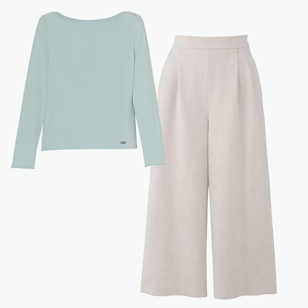 しっとりウール "Prima Knit Top" (Smoky Blue)&DAISY SUEDE PANTS II (Powder Beige)